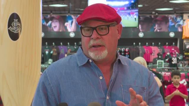 Bruce Arians and his place among the men of many hats
